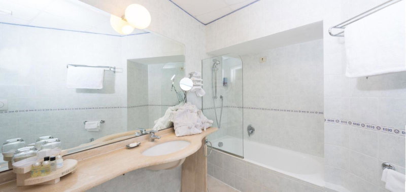 Hotel Weber Ambassador, Capri, Италия