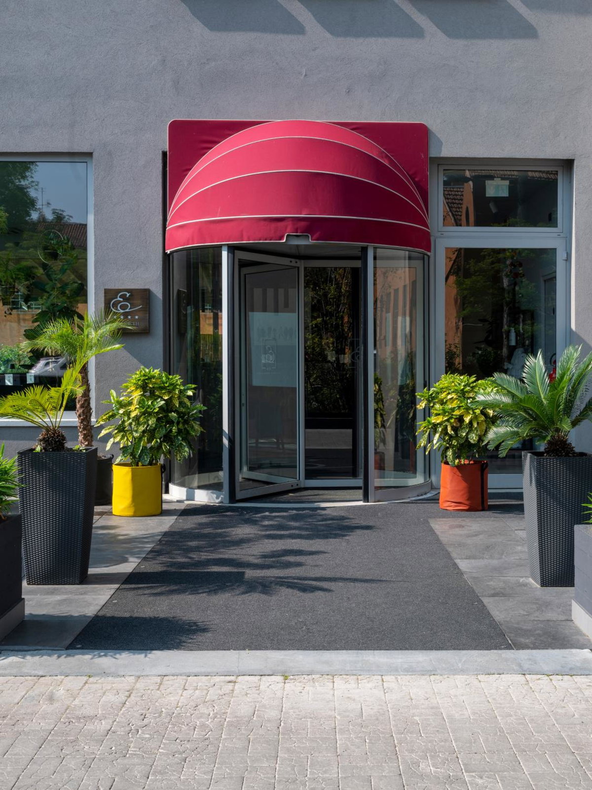Elizabeth Lifestyle Hotel, Italie