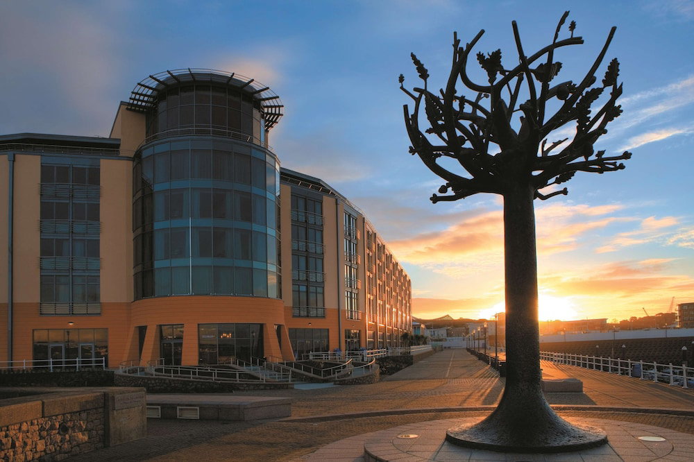 Radisson Blu Waterfront Hotel, Jersey, Jersey