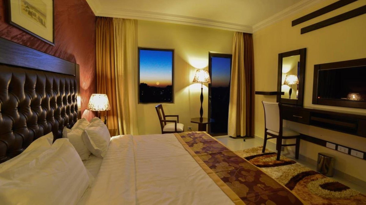 Отель · P Quattro Relax Hotel, Wadi Musa
