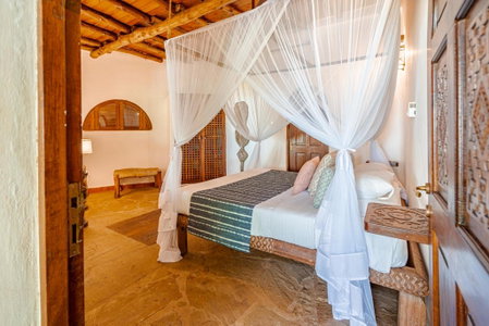 Waterlovers Beach Resort, Diani Beach, Kenya