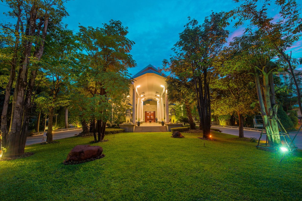 Hotel · THE PRIVILEGE FLOOR by Borei Angkor, Siem Reap