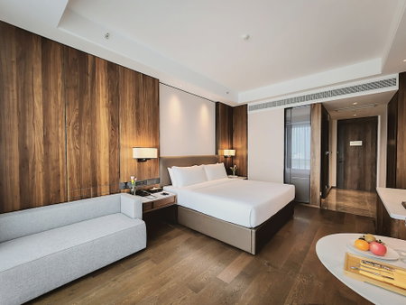 Crowne Plaza Phnom Penh by IHG, Phnom Penh, Camboya