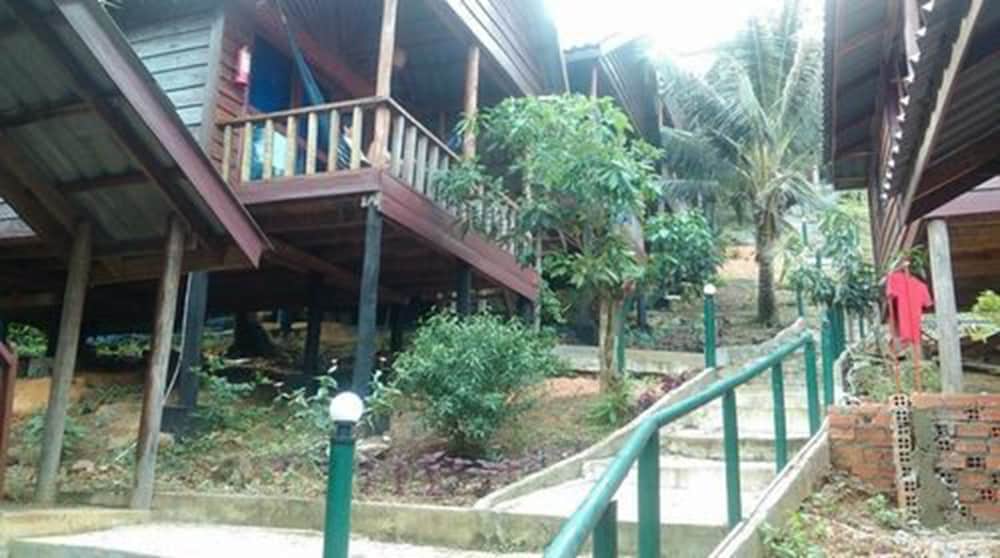 Happy Elephant Bungalows, Cambodia