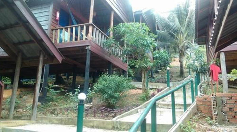 Happy Elephant Bungalows, Koh Rong, Cambodia