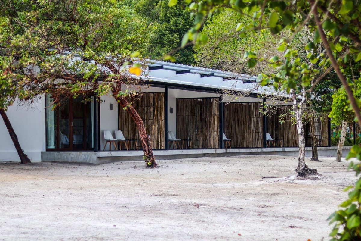Island Center Point, Cambodge