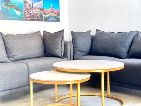 Sky hotel - Rooms & Free laundry - 50m to Royal Palace, Phnom Penh, Cambodia