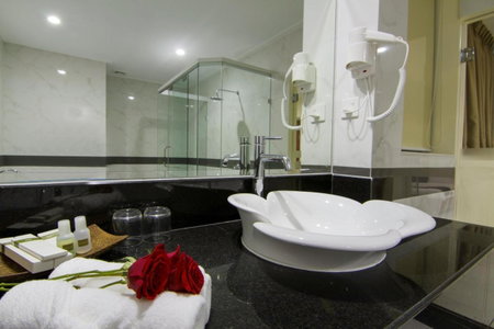 Rose Emerald Hotel, Phnom Penh, Камбоджа