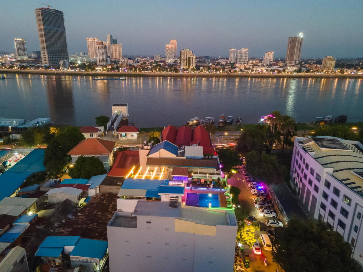 Hotel · Pooltop Phnom Penh, Phnom Penh