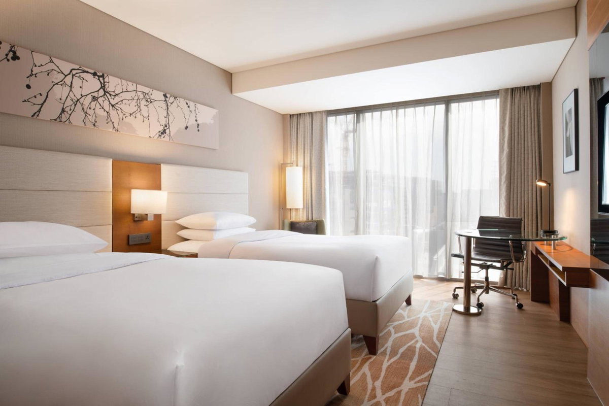 호텔 · Courtyard by Marriott Seoul Pangyo, Seongnam-si