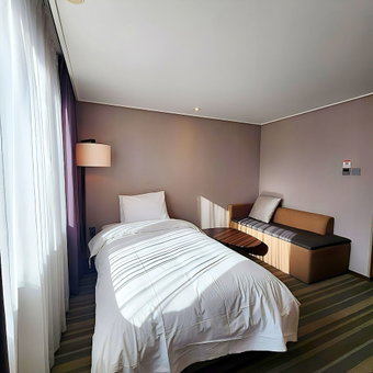 Avon Hotel, Gunsan, 대한민국