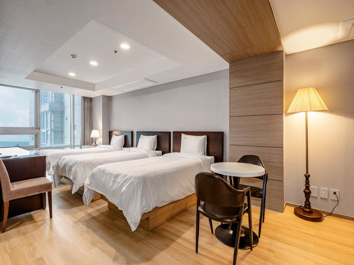 Hotel · Haeundae Seacloud Hotel Residence, Busan