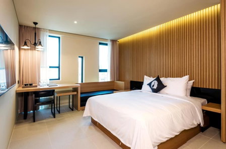 Hotel The Designers LYJ Gangnam Premier, Seoul, South Korea