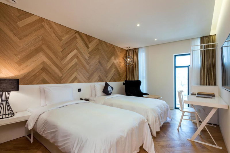 Hotel The Designers LYJ Gangnam Premier, Seoul, South Korea