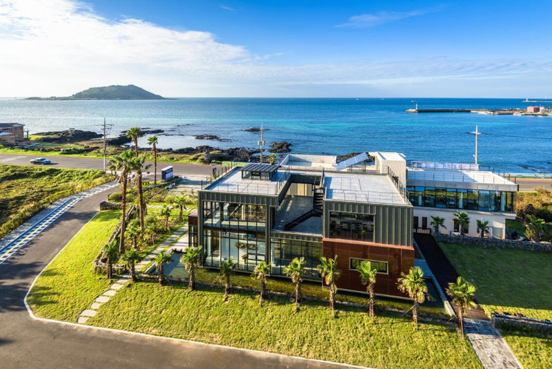 Aguila Hotel Jeju Oceano Suite, Gaigeturi, 대한민국