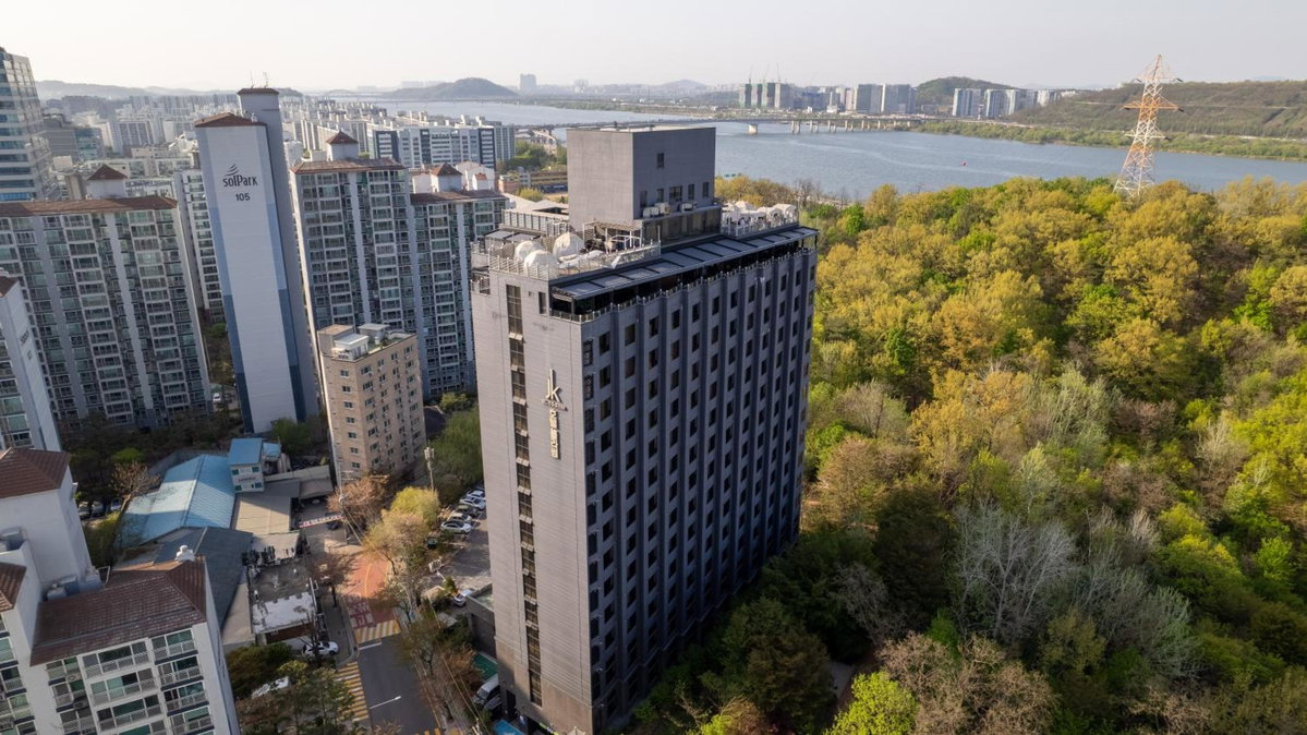 Отель · JK Blossom Hotel, Gwangmyeong