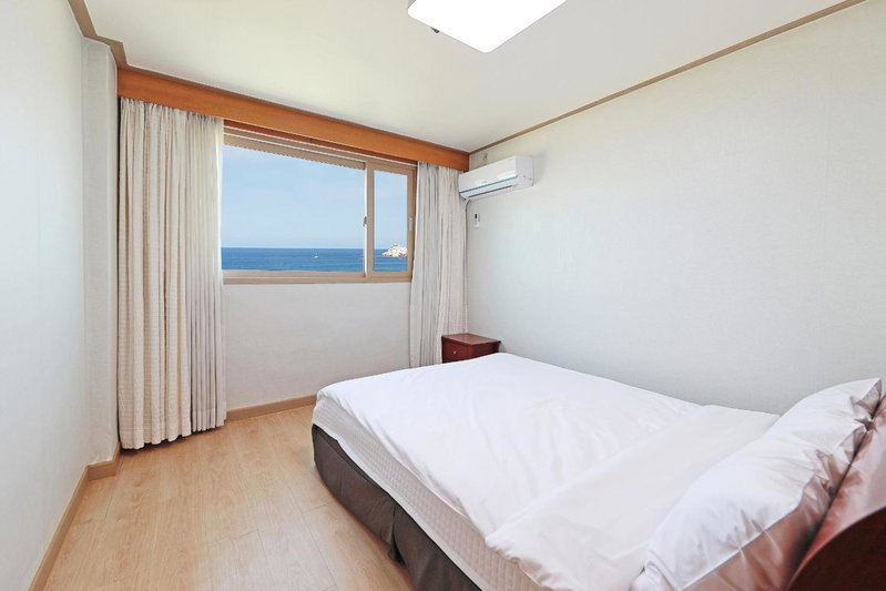 Ocean2YouResort SokchoSeorakBeach Hotel&Condo, Kosong, 대한민국