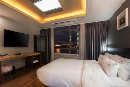 Central Park Hotel Busan, Busan, South Korea