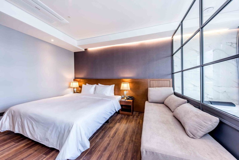 Dyne Oceano Hotel, Gaigeturi, 대한민국