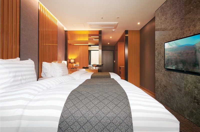 Traum Valley Hotel - formerly jeongseon intoraon hotel, T'aebaek, 대한민국