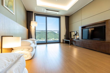 Ramada Plaza by Wyndham Dolsan Yeosu, Yeosu, 대한민국