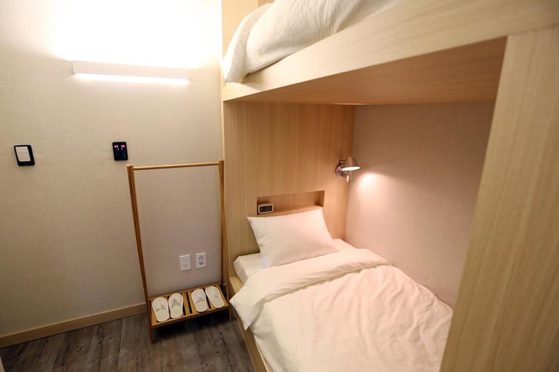 Hotel 8 Hours, Seoul, 대한민국