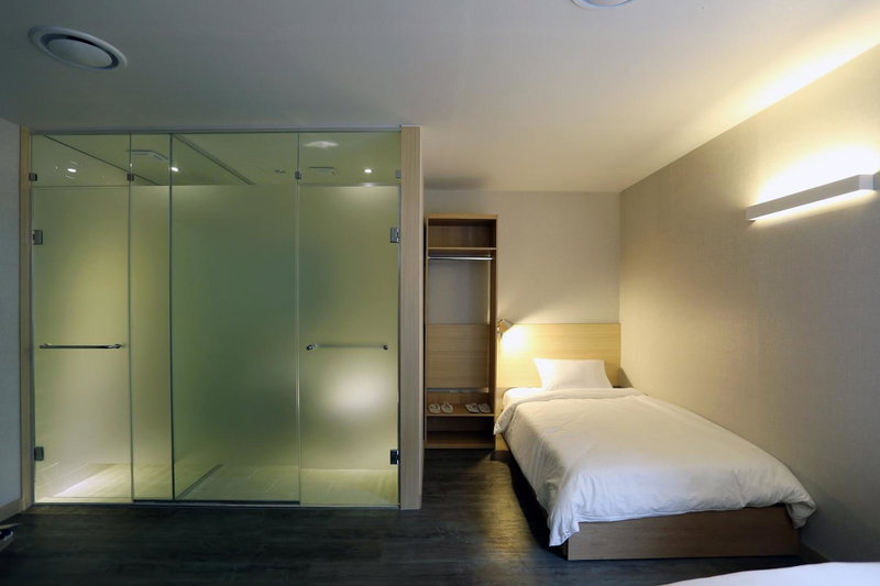 Hotel 8 Hours, Seoul, 대한민국