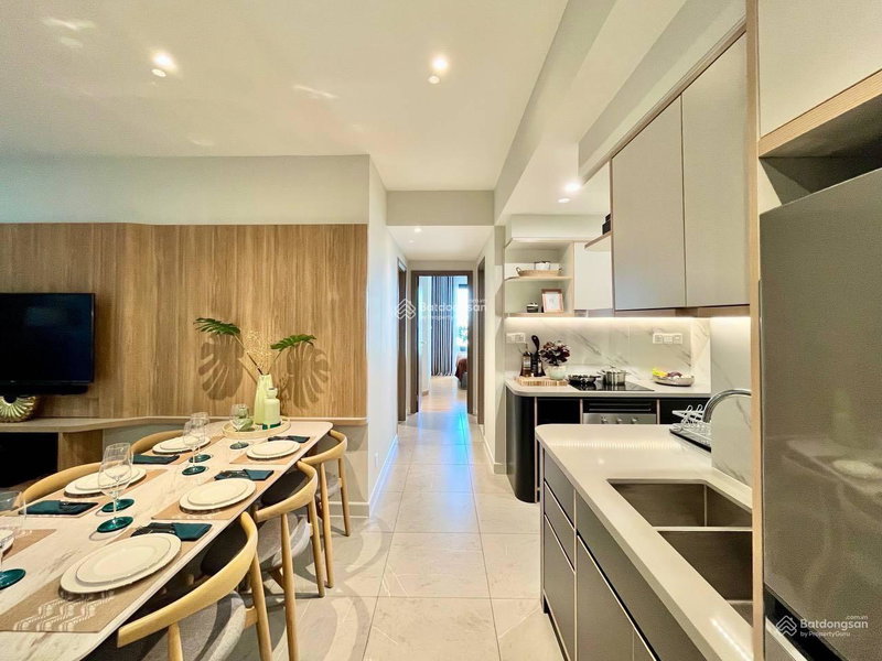 Apartment for sale in Ho Chi Minh City, Vietnam · Zenith · 3 rooms, 2 baths