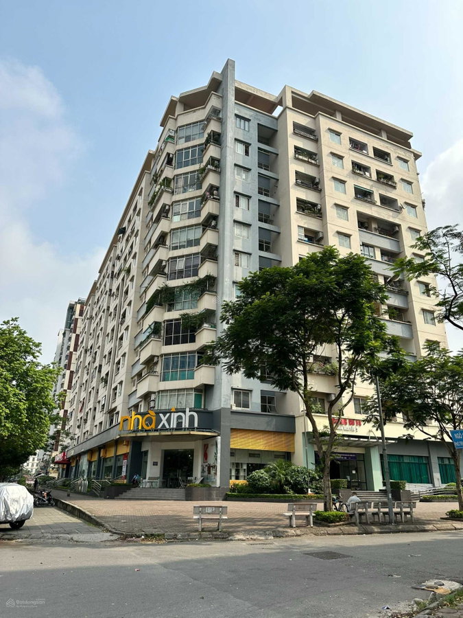 Apartment for sale in Hanoi, Vietnam · Yen Hoa Project · 3 rooms, 2 baths