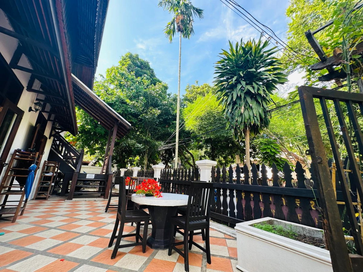 Thatsaphone Hotel, Laos