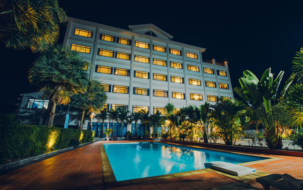 Sisombat Plaza Hotel, Laos