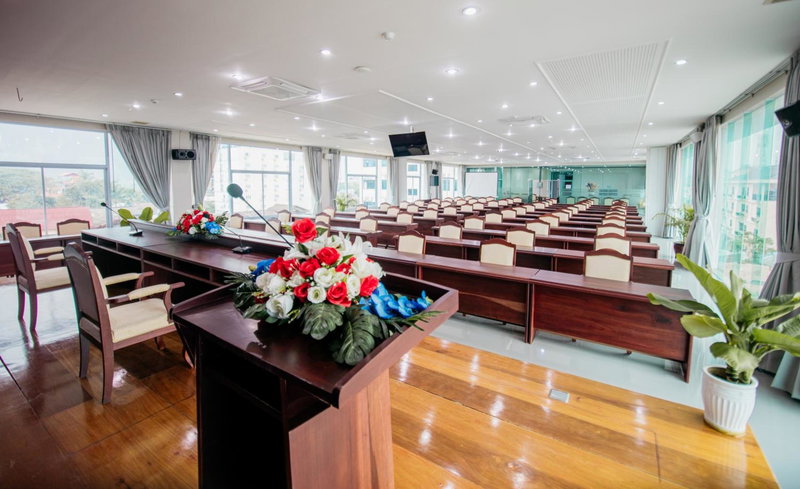 Sisombat Plaza Hotel, Vang Vieng, Laos