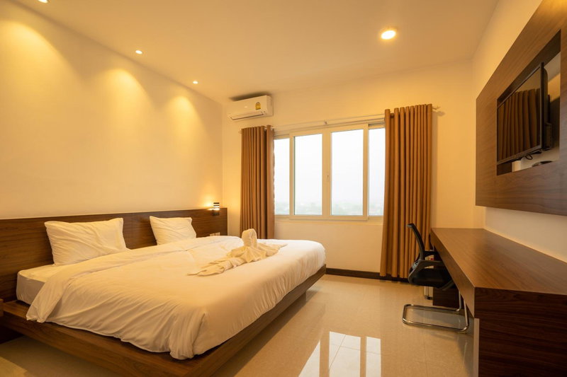 Intouch Riverside Hotel, Pakse, Laos