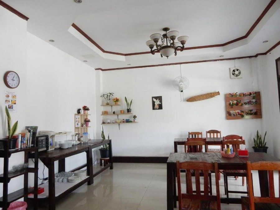 DokPhut Guesthouse, Vang Vieng, Laos