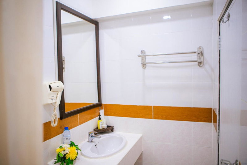 Pakse hotel & Restaurant, Pakse, Laos