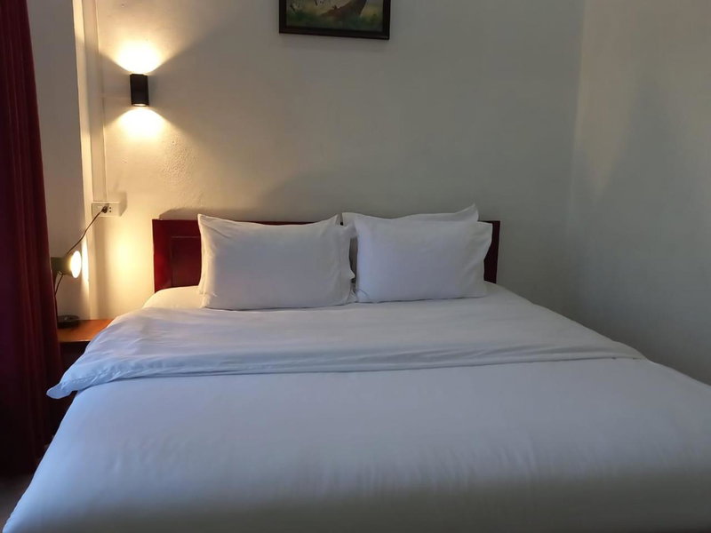 Sipanya Guesthouse, Muang Phônsavan, Laos