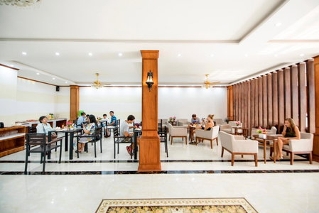 Premier Vang Vieng Hotel, Vang Vieng, Laos