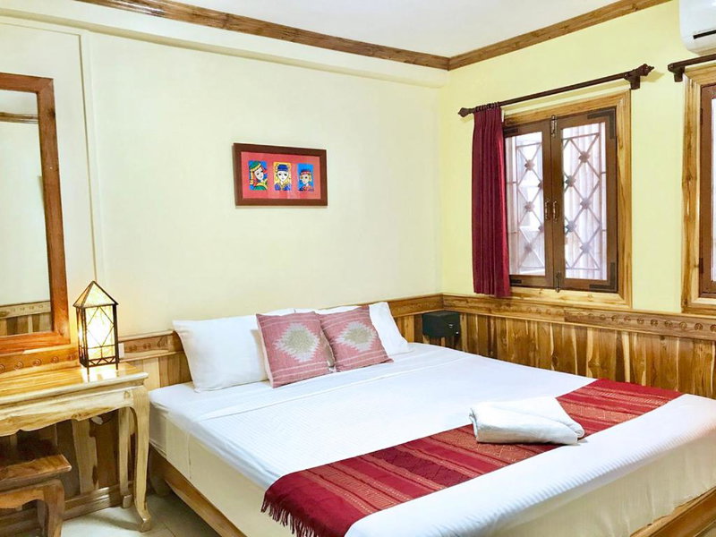 Apple Guesthouse, Luang Prabang, Laos