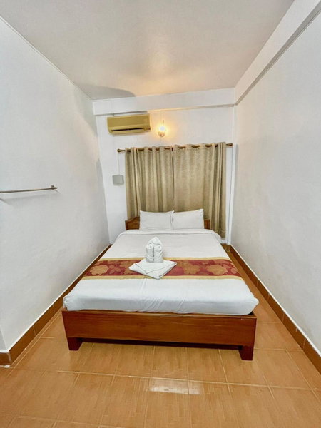 Vangvieng Sisavang Mountain View Hotel, Vang Vieng, Laos