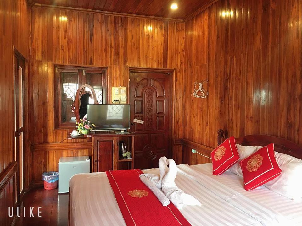 Villa Ouis NamKhan River View, Laos