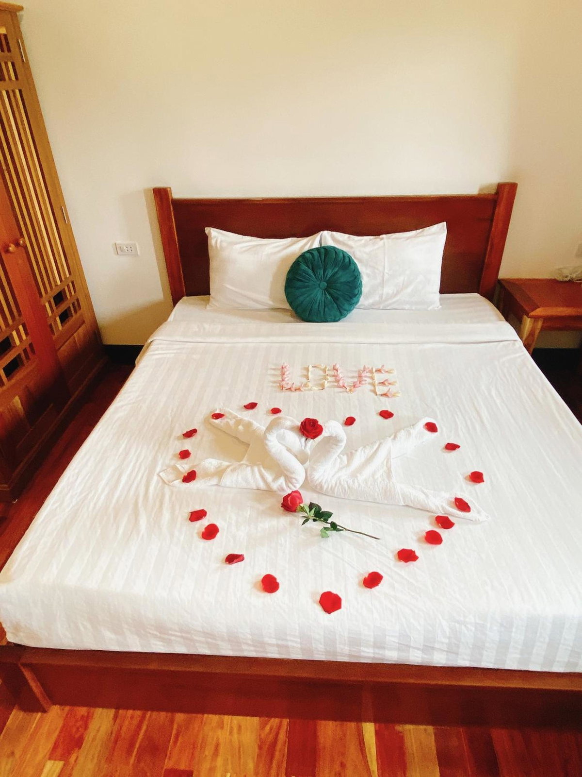 Opera Premier Hotel, Laos