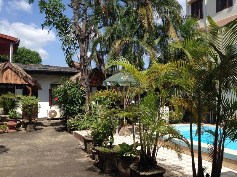 Villa Sisavad Guesthouse, Vientiane, Laos