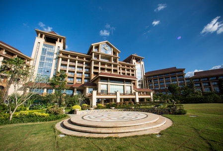 Landmark Mekong Riverside Hotel, Vientiane, Laos