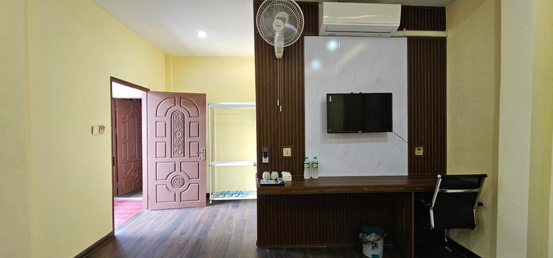 Yula Hotel, Vientiane, Laos
