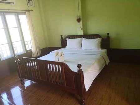 Riverside Garden Hostel, Vang Vieng, Laos