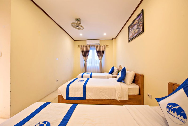 Annecy Hotel, Vang Vieng, Laos