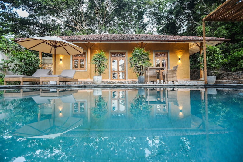 Kahanda Kanda, Weligama, Sri Lanka
