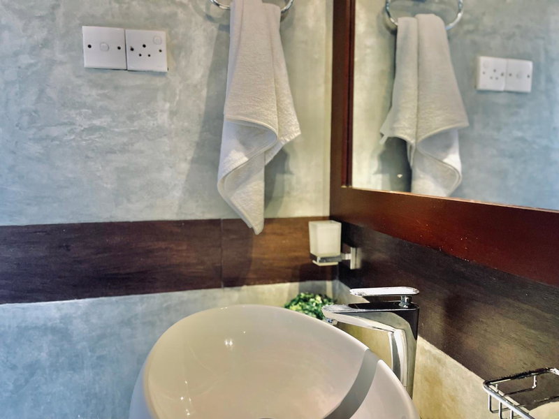 8 Plus Motels, Negombo, Sri Lanka