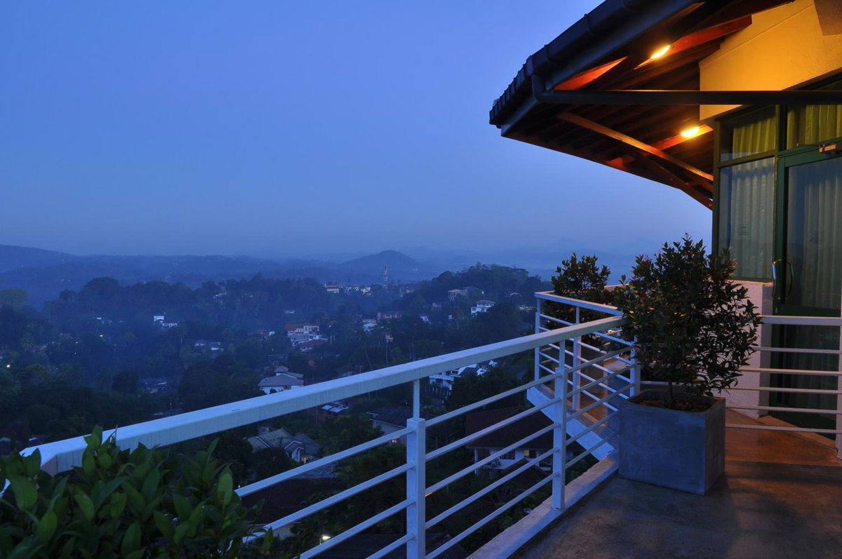 Hotel · Amaara Sky Hotel Kandy, Kandy