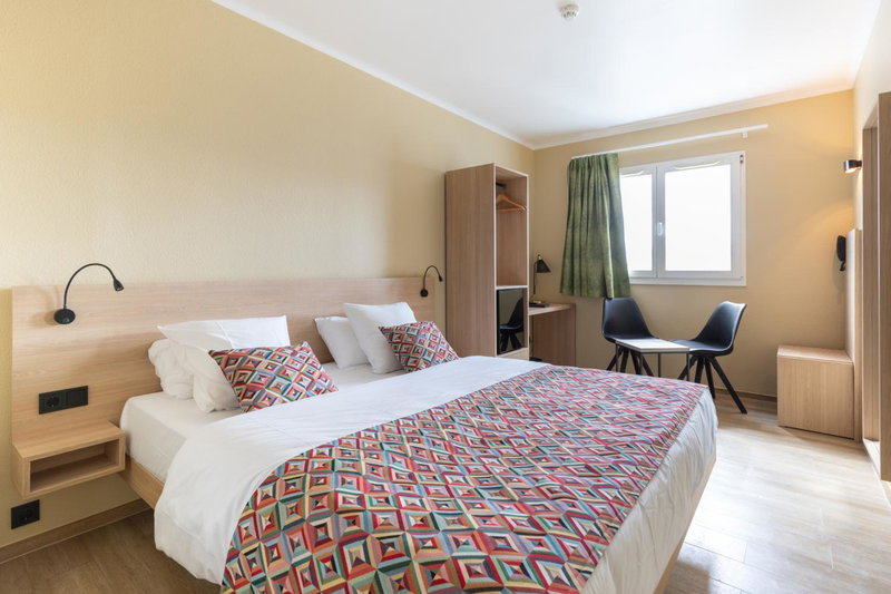 Hotel Stand'Inn, Foetz, Luxembourg